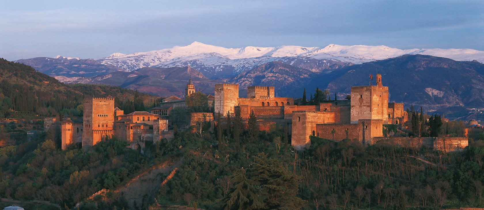Hoteles Baratos en Granada para tus Chollo Viajes